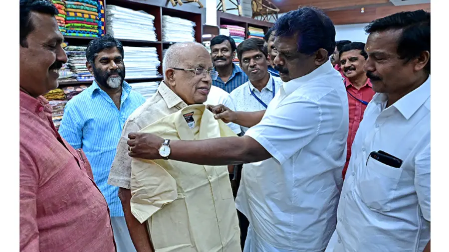 സ്‌പെഷ്യൽ റിബേറ്റ്‌ വിൽപ്പനയ്‌ക്ക്‌ തുടക്കം